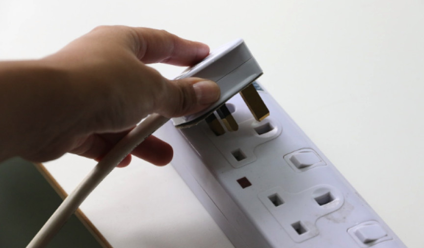 energy advice around plugs and sockets