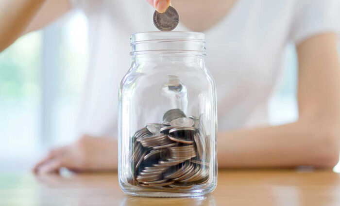 coin saving jar