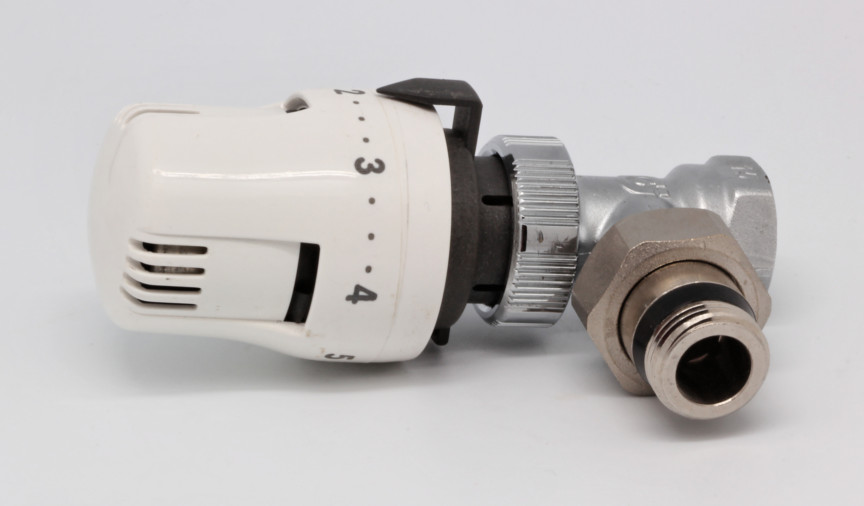 Radiator thermostat shop